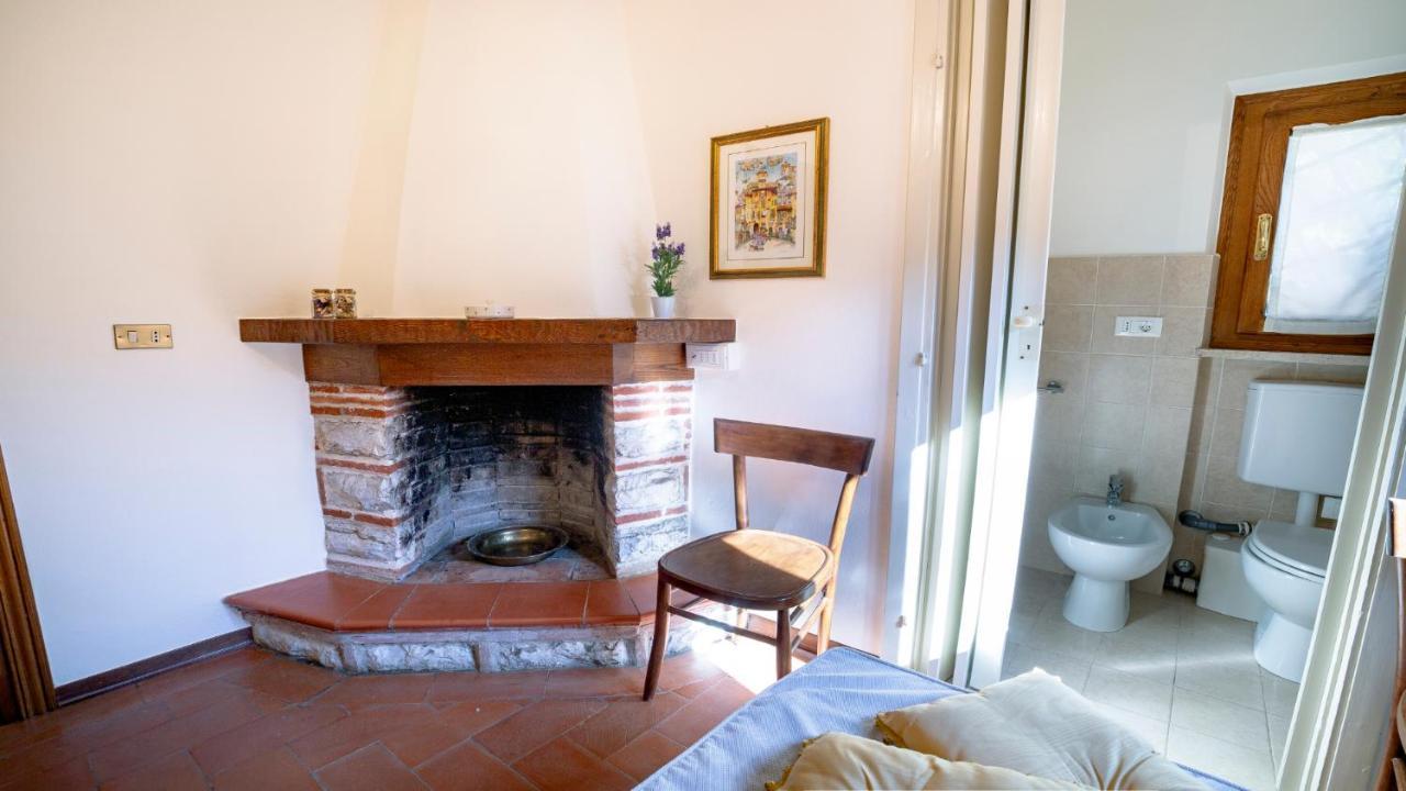 Il Cottage Di Patrizia Lucca Buitenkant foto
