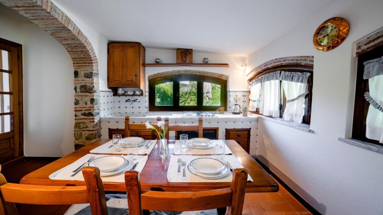Il Cottage Di Patrizia Lucca Buitenkant foto